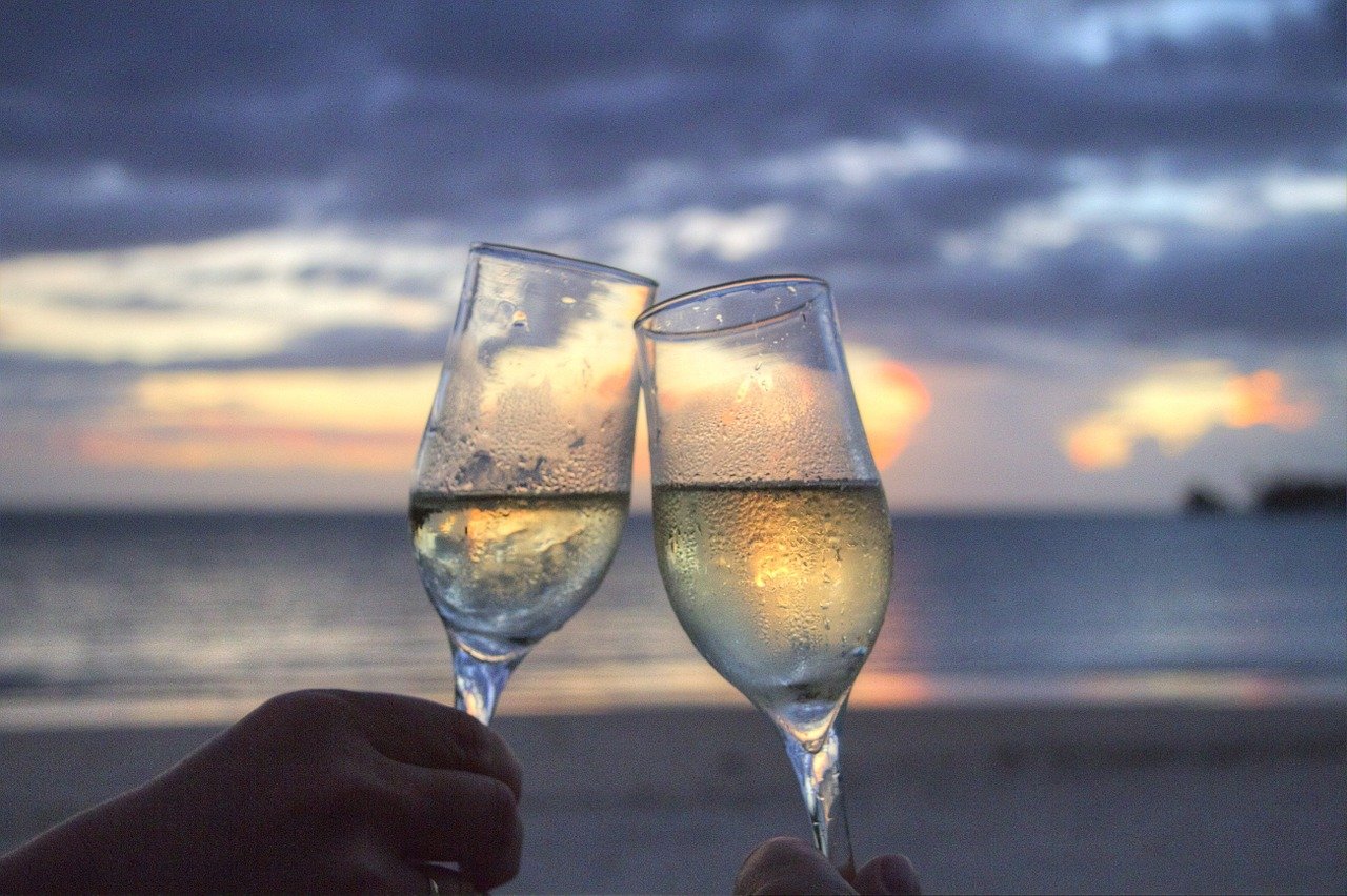 glasses, sparkling wine, cheers-213156.jpg
